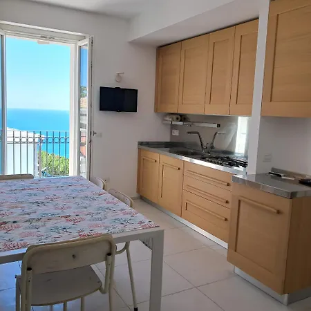 Il Faro, Centro Vista Mare * 锡罗洛